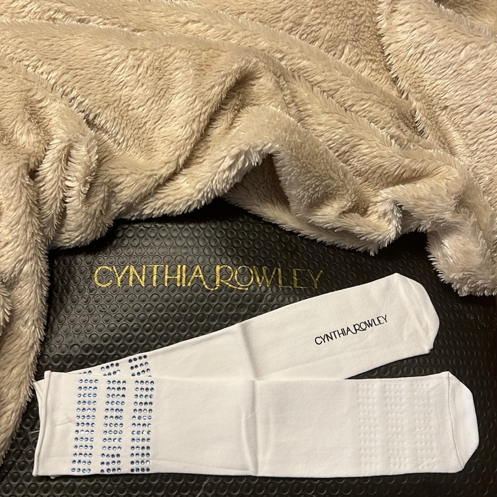 CYNTHIA ROWLEY Crystal Socks - Picture 4 of 6